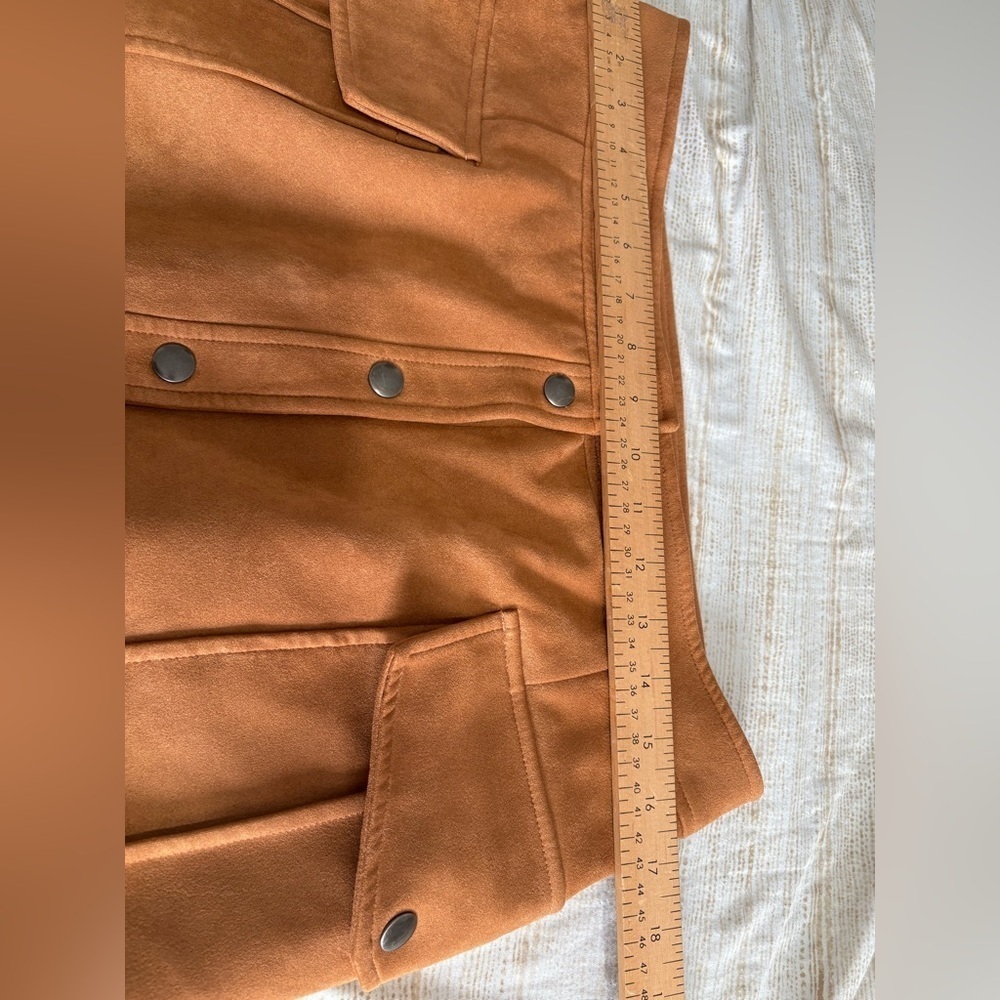 Joe Fresh tan brown faux suede button front skirt size 12 with pockets - Picture 7 of 10